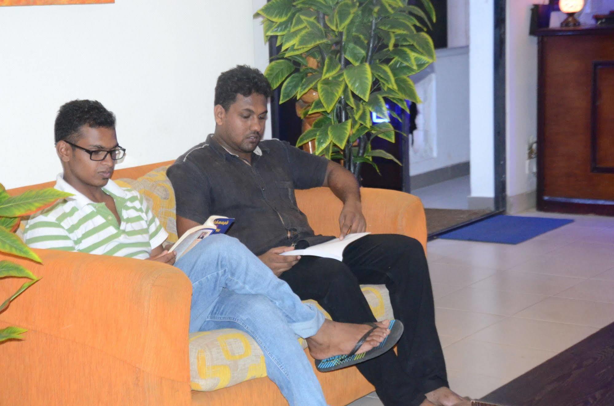 Dehiwala-Mount Lavinia Beverly Hills Hotel מראה חיצוני תמונה