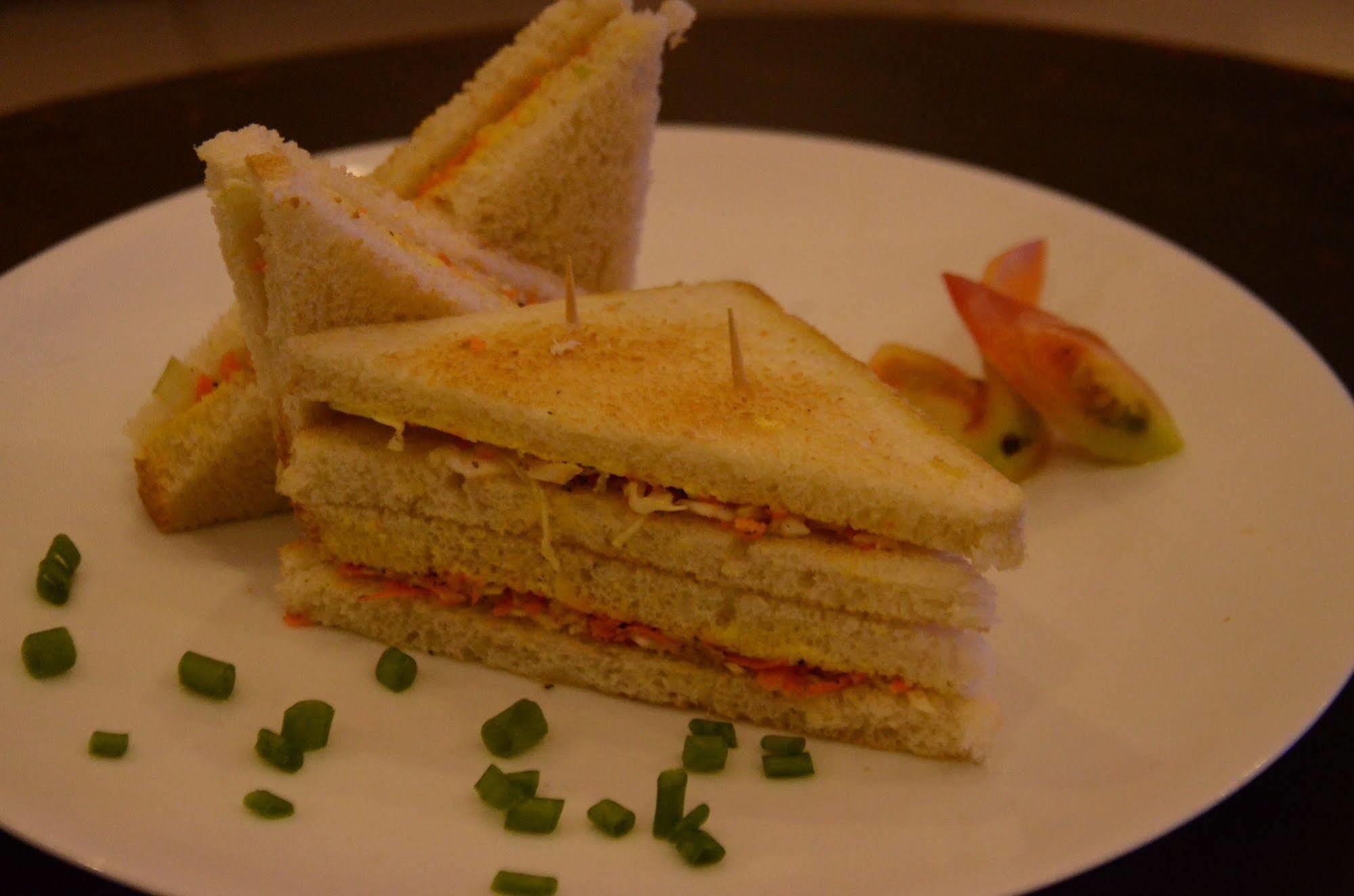 Dehiwala-Mount Lavinia Beverly Hills Hotel מראה חיצוני תמונה